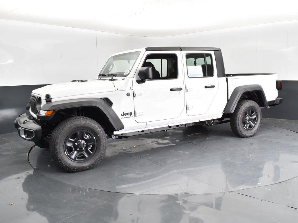 new 2025 Jeep Gladiator car, priced at $43,705