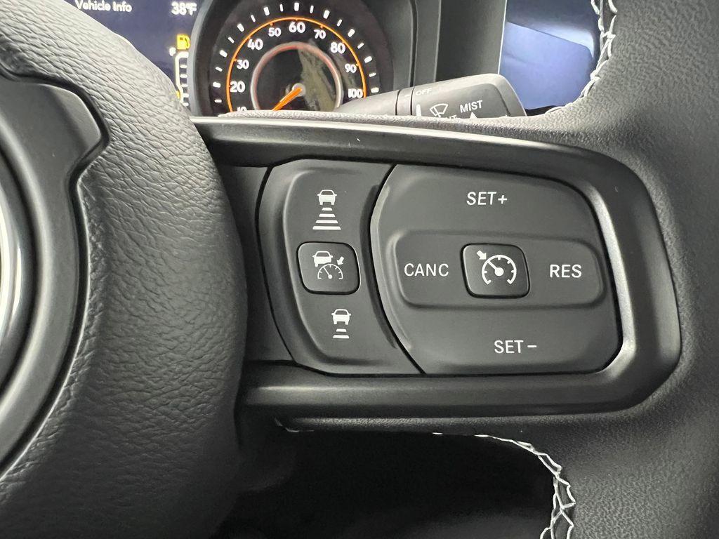 new 2025 Jeep Gladiator car, priced at $49,350