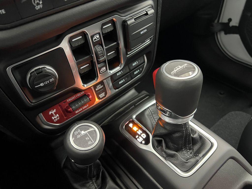 new 2025 Jeep Gladiator car, priced at $49,350