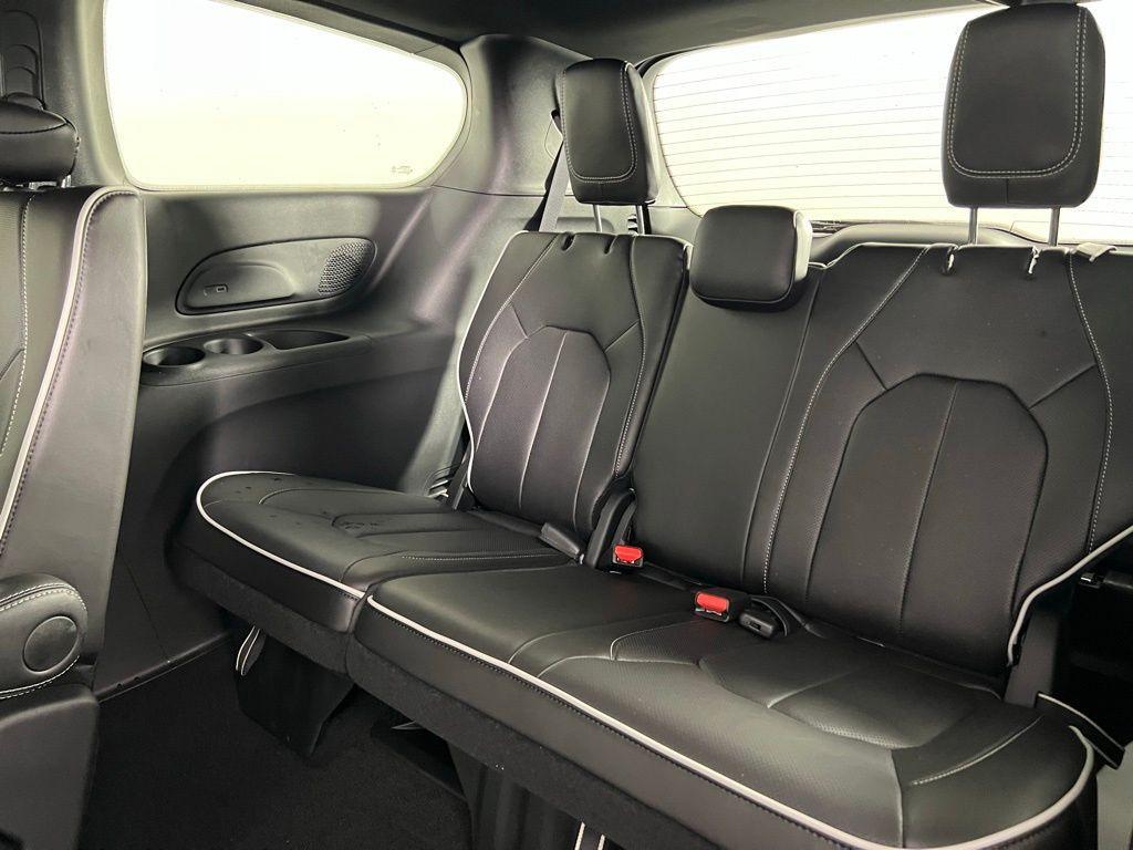 new 2026 Chrysler Pacifica car