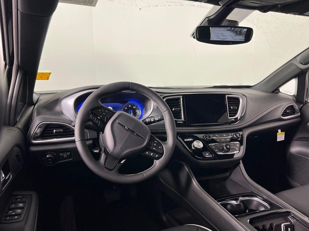 new 2026 Chrysler Pacifica car