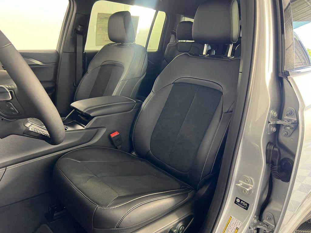 new 2025 Jeep Grand Cherokee L car, priced at $41,593