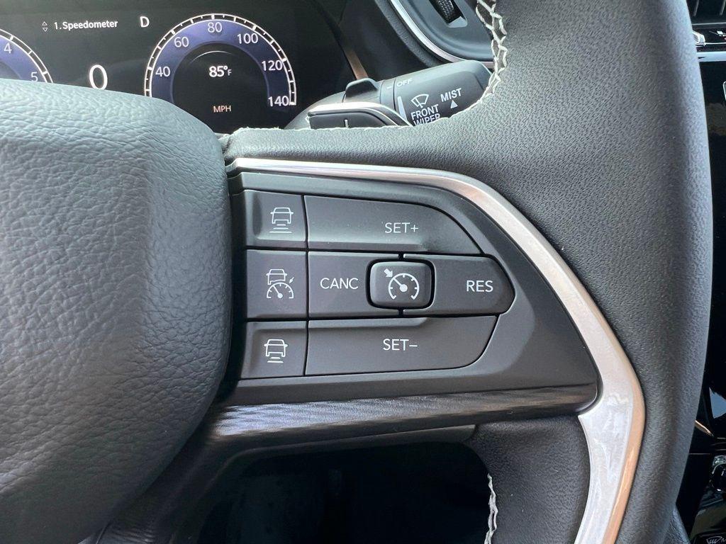new 2025 Jeep Grand Cherokee L car, priced at $37,593
