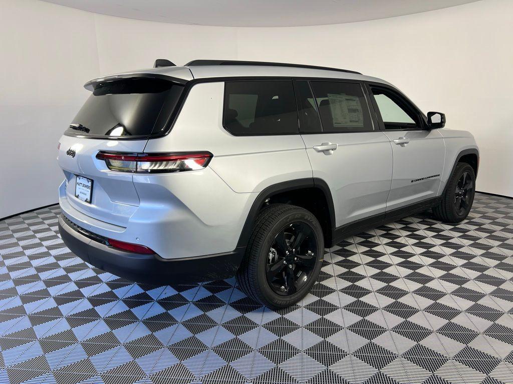 new 2025 Jeep Grand Cherokee L car, priced at $41,593