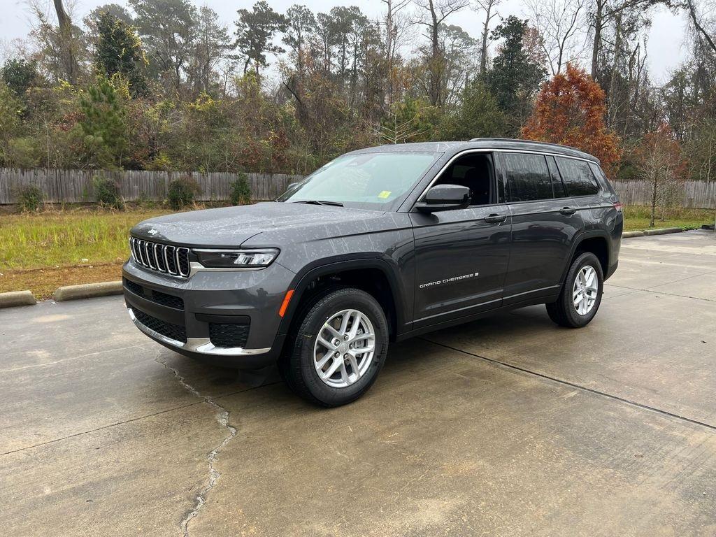 new 2025 Jeep Grand Cherokee L car, priced at $33,720