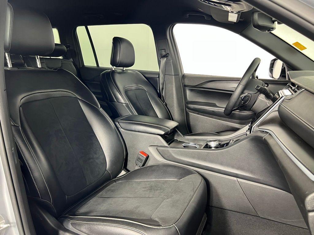 used 2024 Jeep Grand Cherokee L car, priced at $33,027