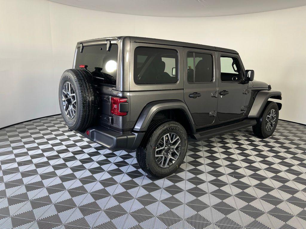 new 2025 Jeep Wrangler car, priced at $44,215