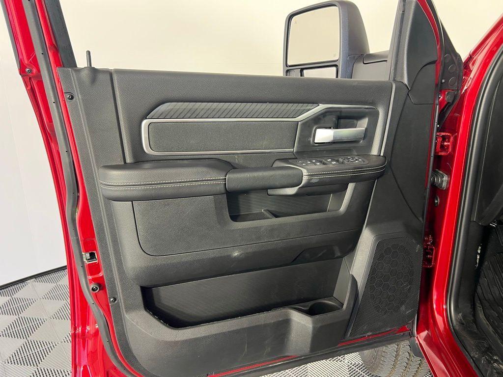 new 2025 Ram 2500 car, priced at $65,331