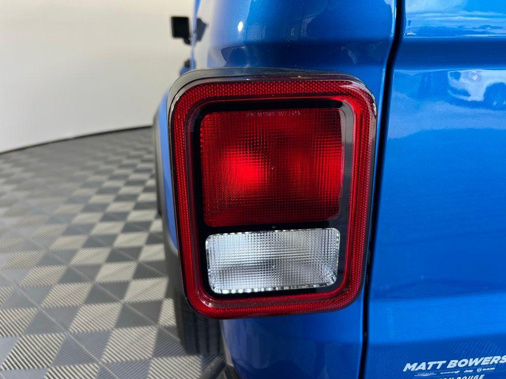 new 2025 Jeep Gladiator car, priced at $46,750