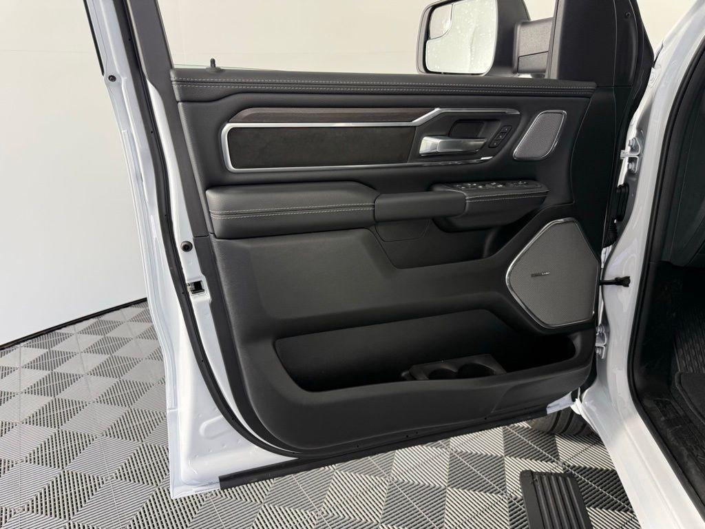 new 2026 Ram 1500 car, priced at $60,633