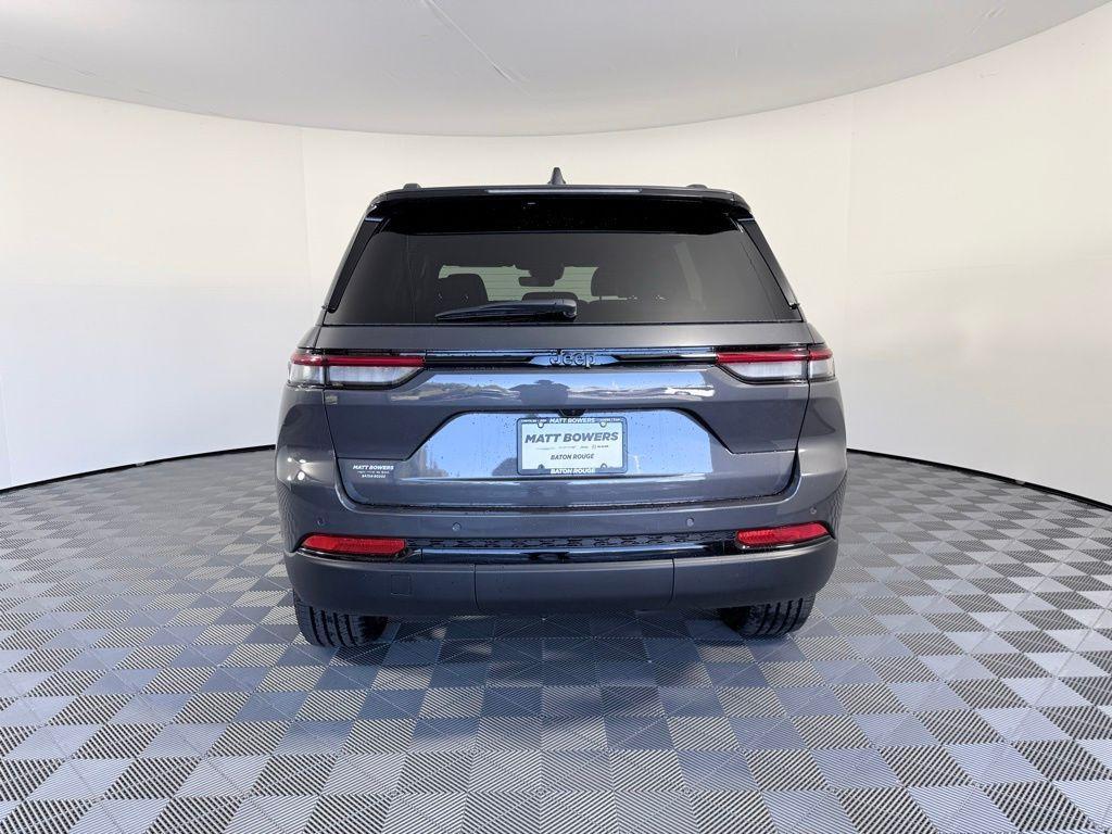 new 2025 Jeep Grand Cherokee car, priced at $46,375