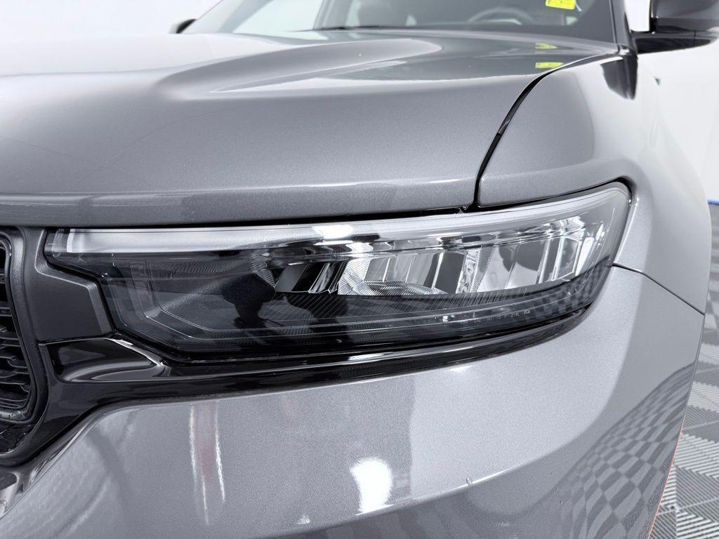 new 2025 Jeep Grand Cherokee car, priced at $46,375