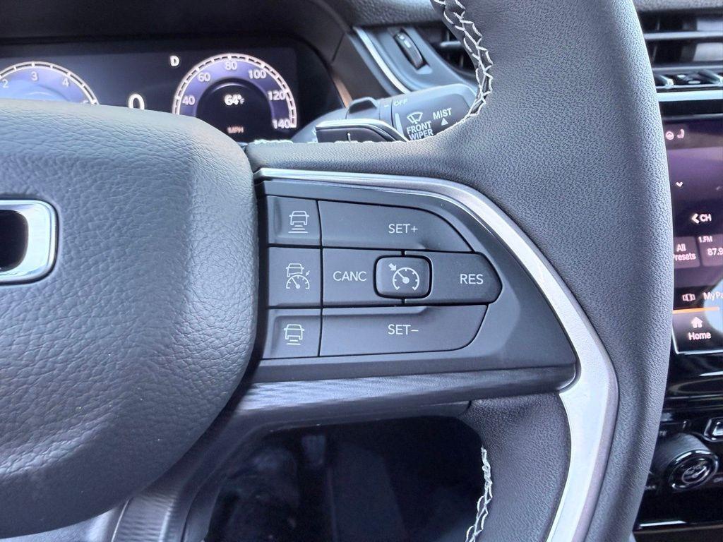 new 2025 Jeep Grand Cherokee car, priced at $46,375