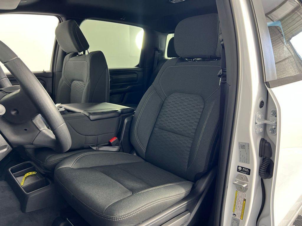 new 2025 Ram 1500 car, priced at $33,177