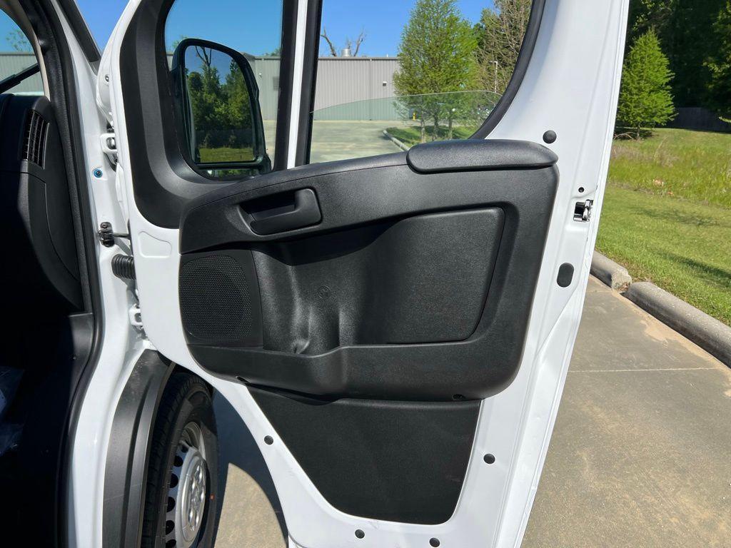 new 2025 Ram ProMaster 2500 car, priced at $46,457