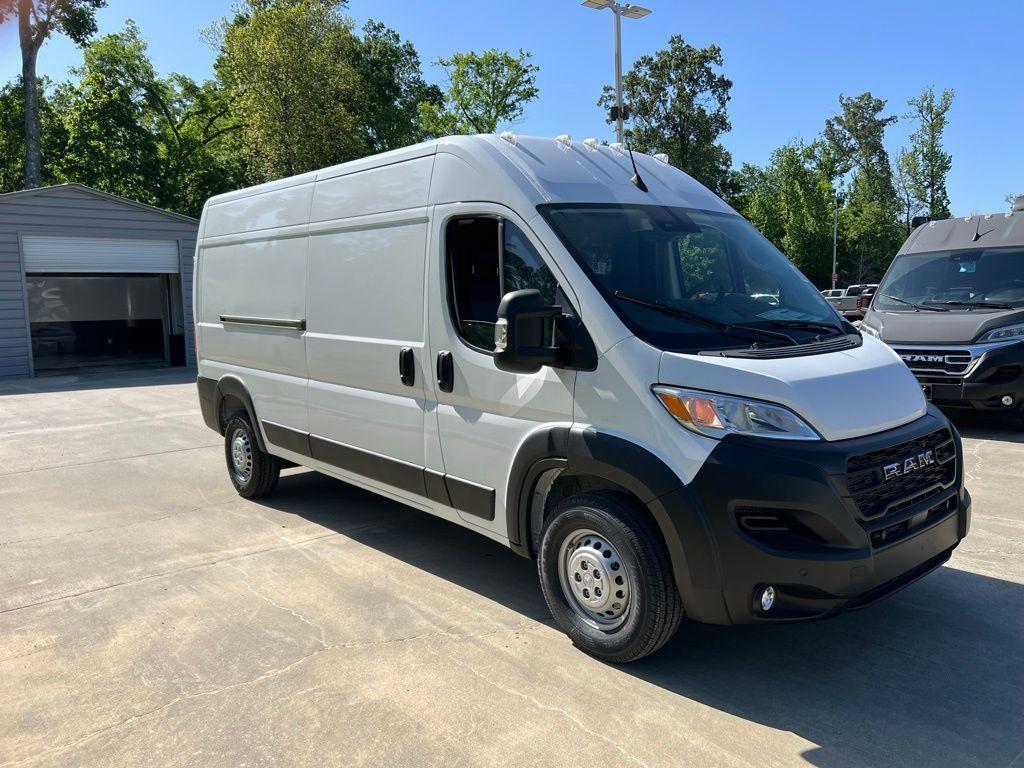 new 2025 Ram ProMaster 2500 car, priced at $46,457