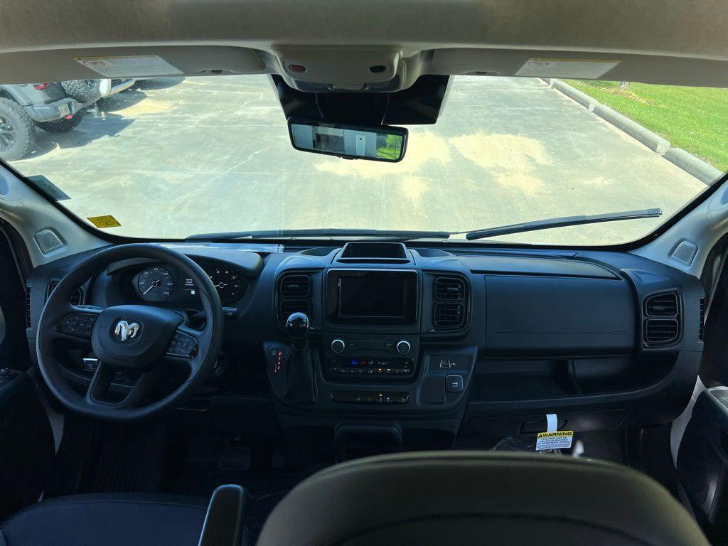 new 2025 Ram ProMaster 2500 car, priced at $46,457