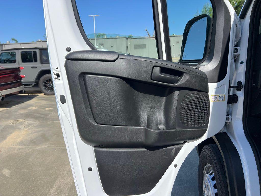 new 2025 Ram ProMaster 2500 car, priced at $46,457