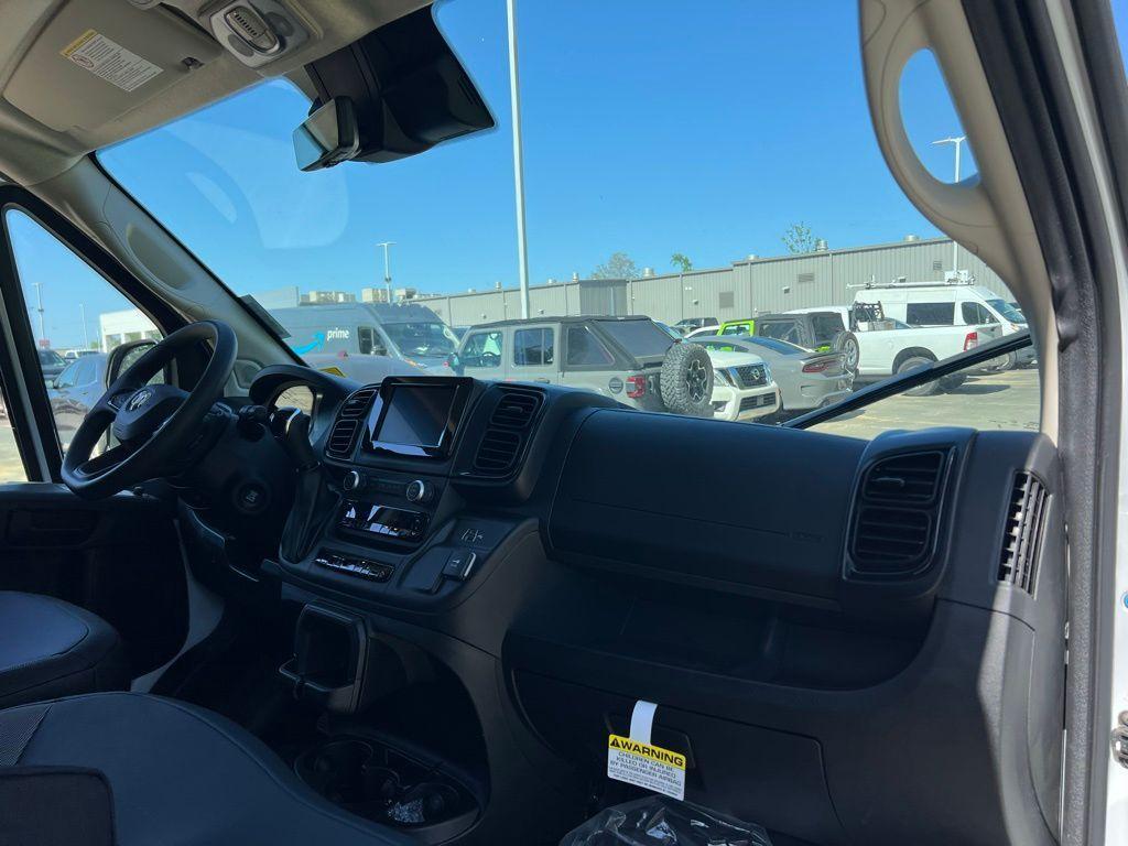 new 2025 Ram ProMaster 2500 car, priced at $46,457