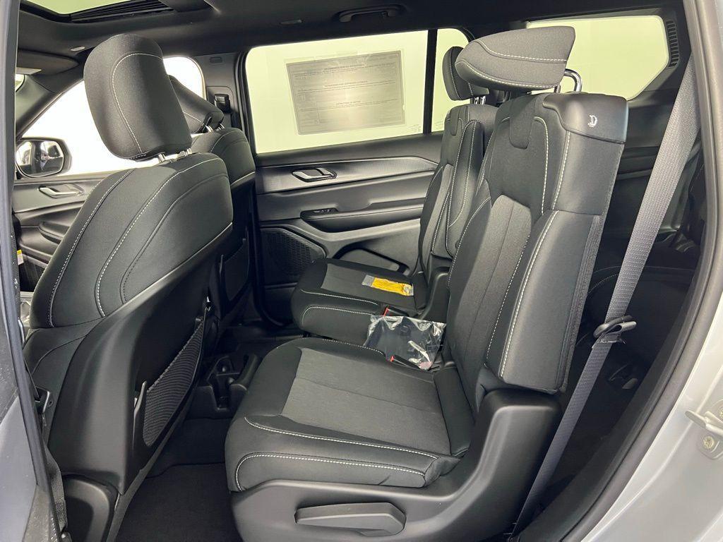 new 2025 Jeep Grand Cherokee L car, priced at $34,848