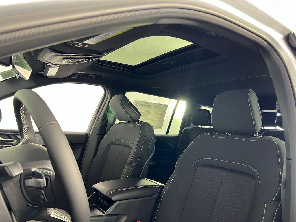 new 2025 Jeep Grand Cherokee L car, priced at $34,848