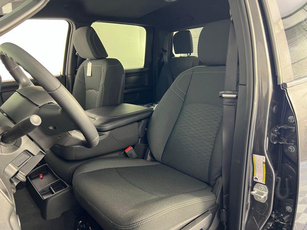 new 2025 Ram 2500 car, priced at $78,148