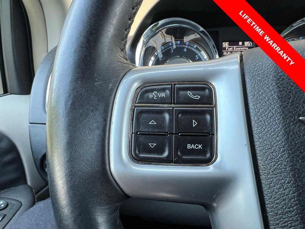 used 2013 Chrysler Town & Country car