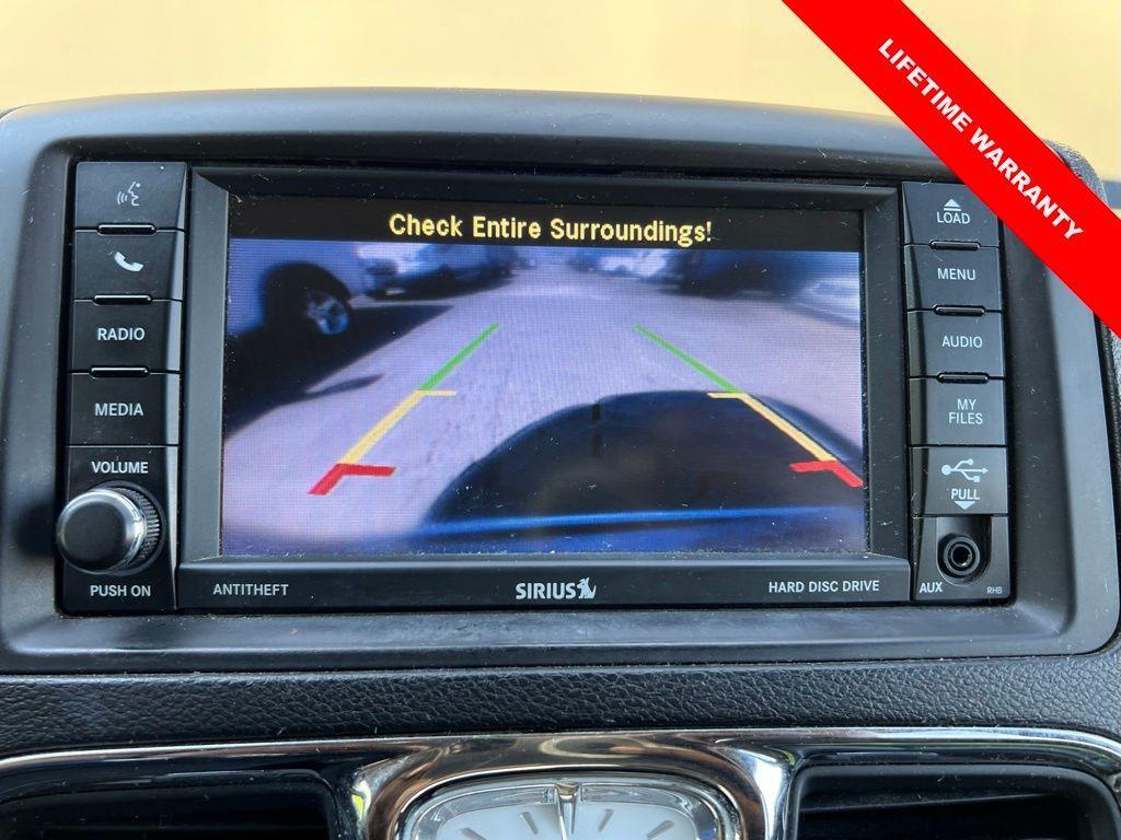 used 2013 Chrysler Town & Country car