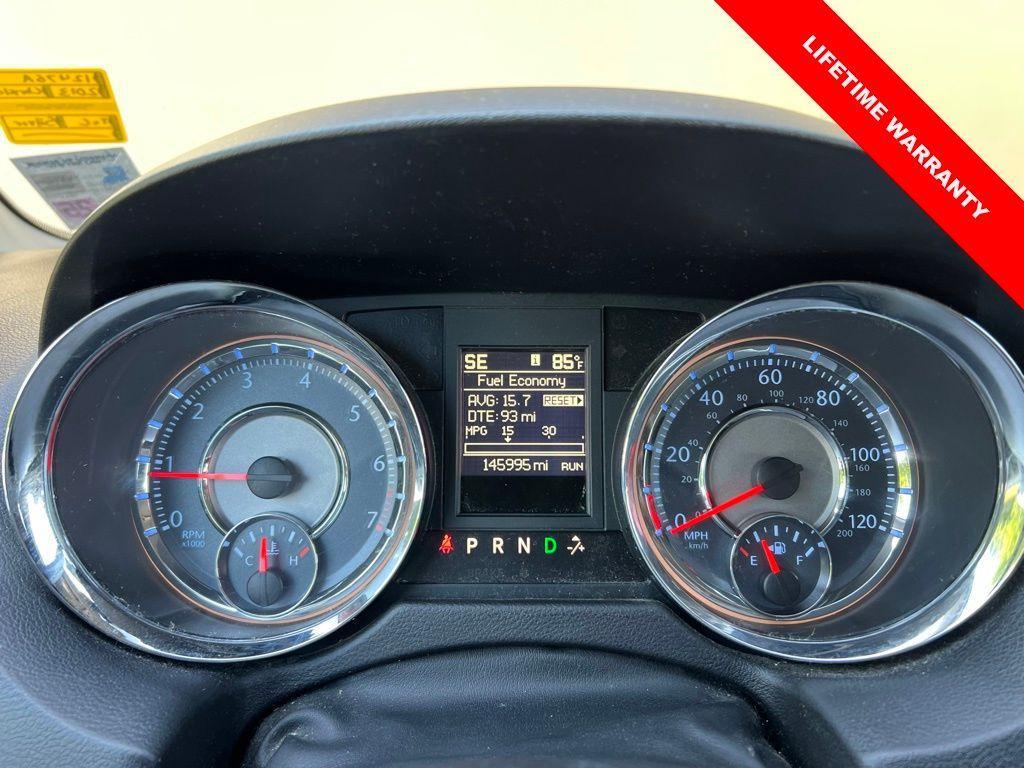 used 2013 Chrysler Town & Country car