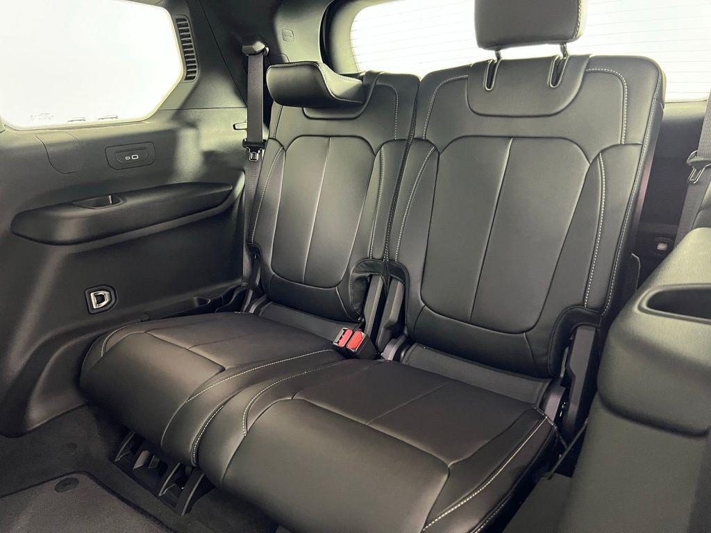 new 2025 Jeep Grand Cherokee L car, priced at $39,558