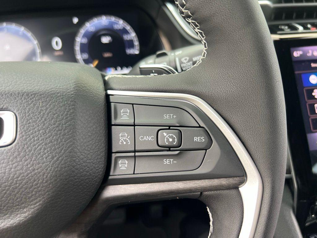 new 2025 Jeep Grand Cherokee L car, priced at $43,058