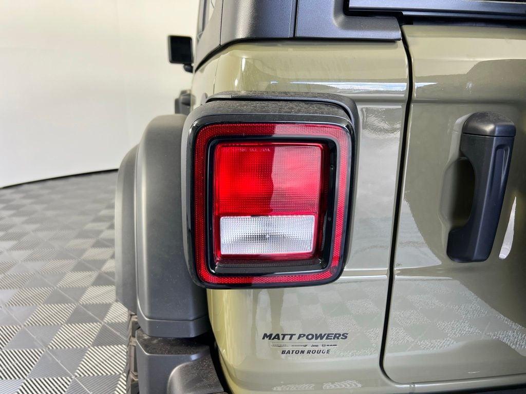 new 2025 Jeep Wrangler car, priced at $45,075