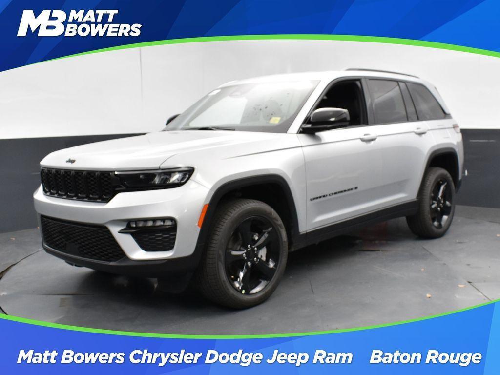 new 2025 Jeep Grand Cherokee car, priced at $42,020