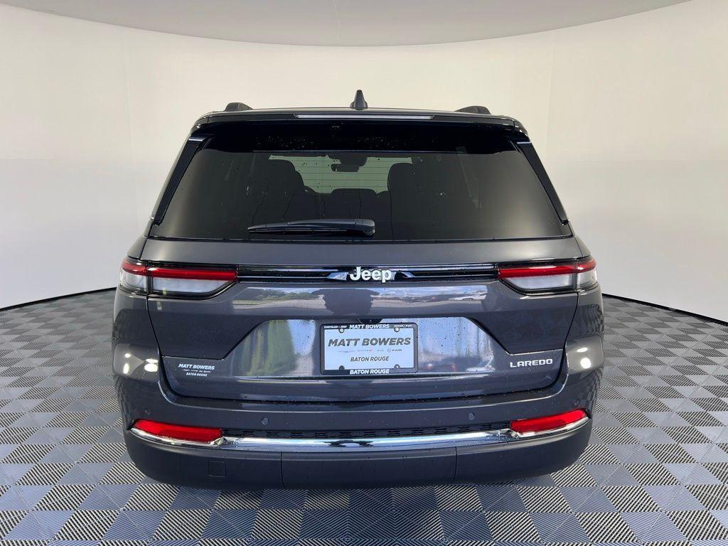 new 2025 Jeep Grand Cherokee car, priced at $28,375