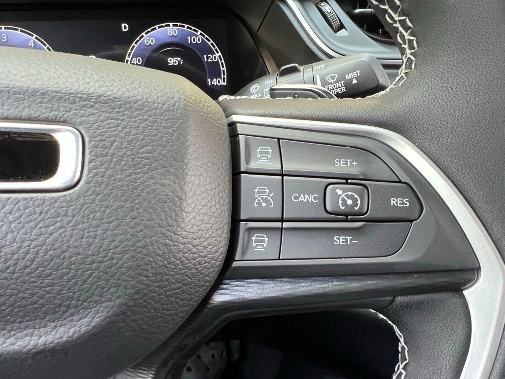 new 2025 Jeep Grand Cherokee L car, priced at $36,848