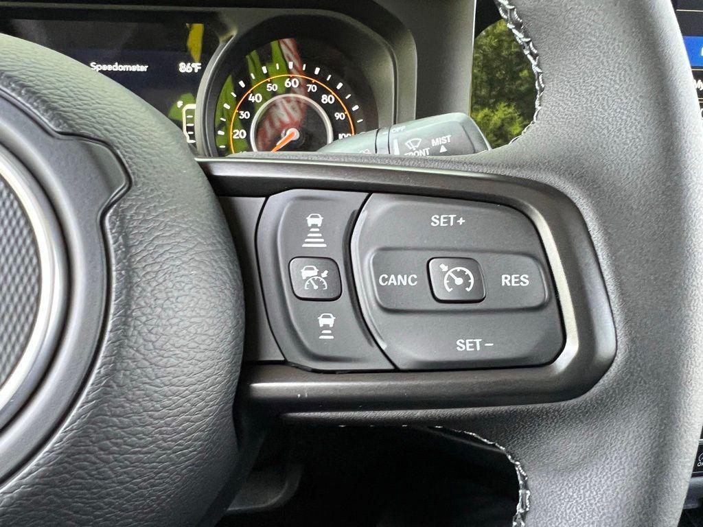 new 2025 Jeep Gladiator car, priced at $46,750