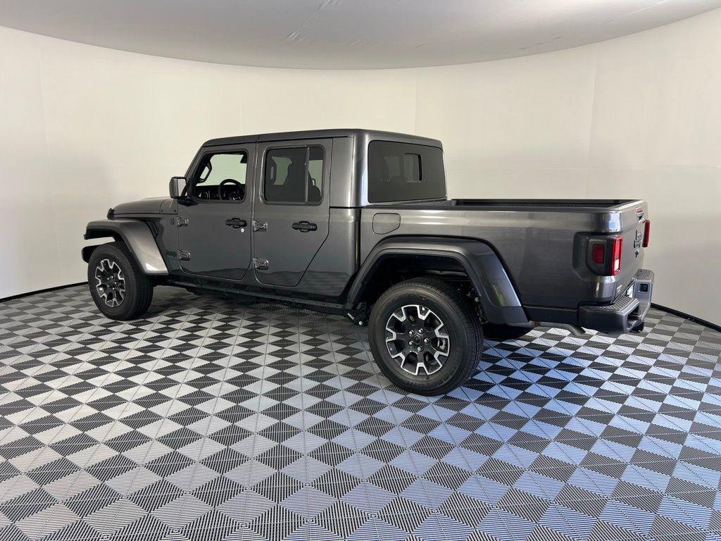 new 2025 Jeep Gladiator car, priced at $46,750