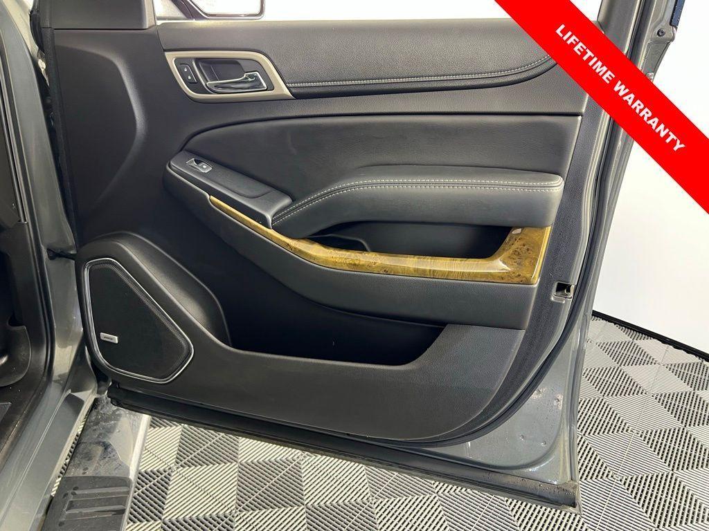 used 2017 GMC Yukon car, priced at $26,995