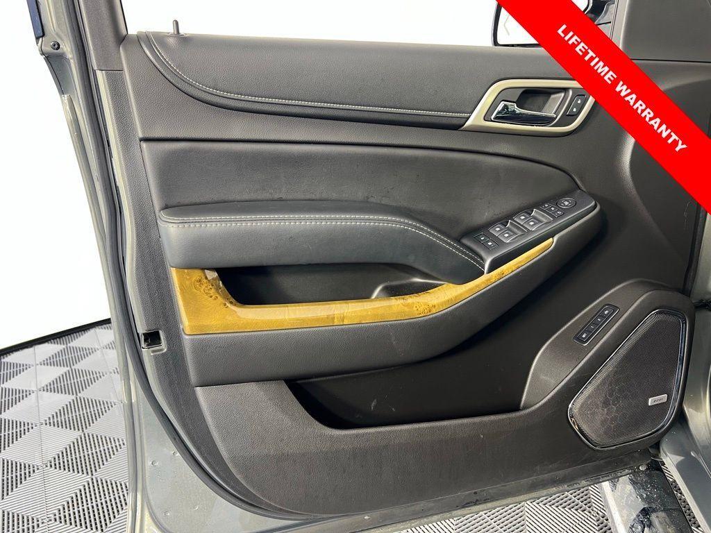 used 2017 GMC Yukon car, priced at $26,995