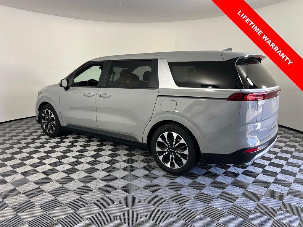 used 2024 Kia Carnival car, priced at $36,812