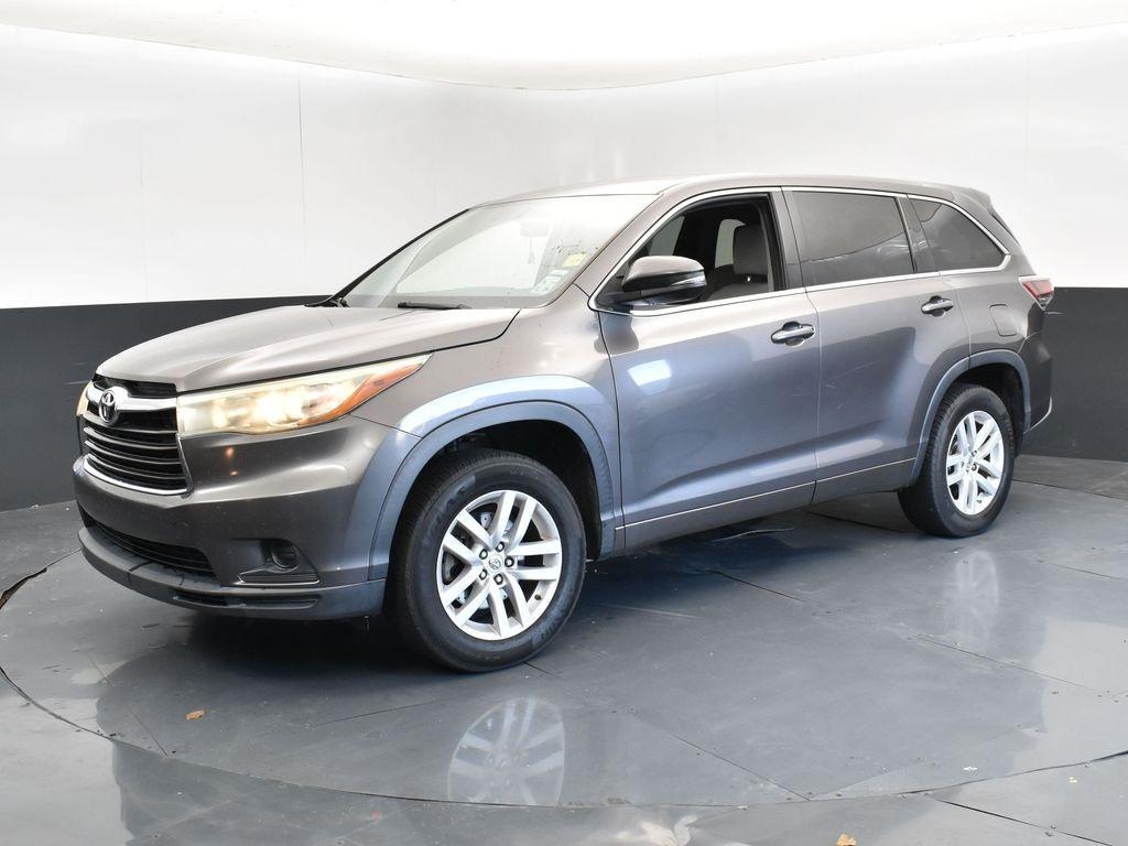 used 2015 Toyota Highlander car, priced at $13,911