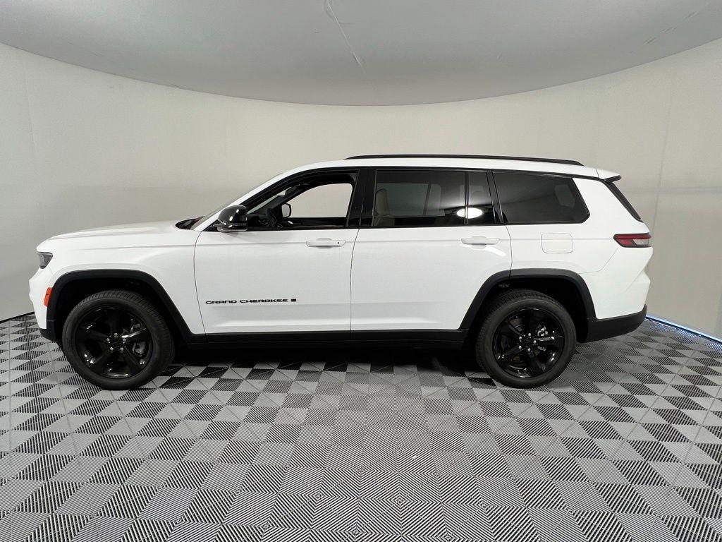 new 2025 Jeep Grand Cherokee L car, priced at $37,875