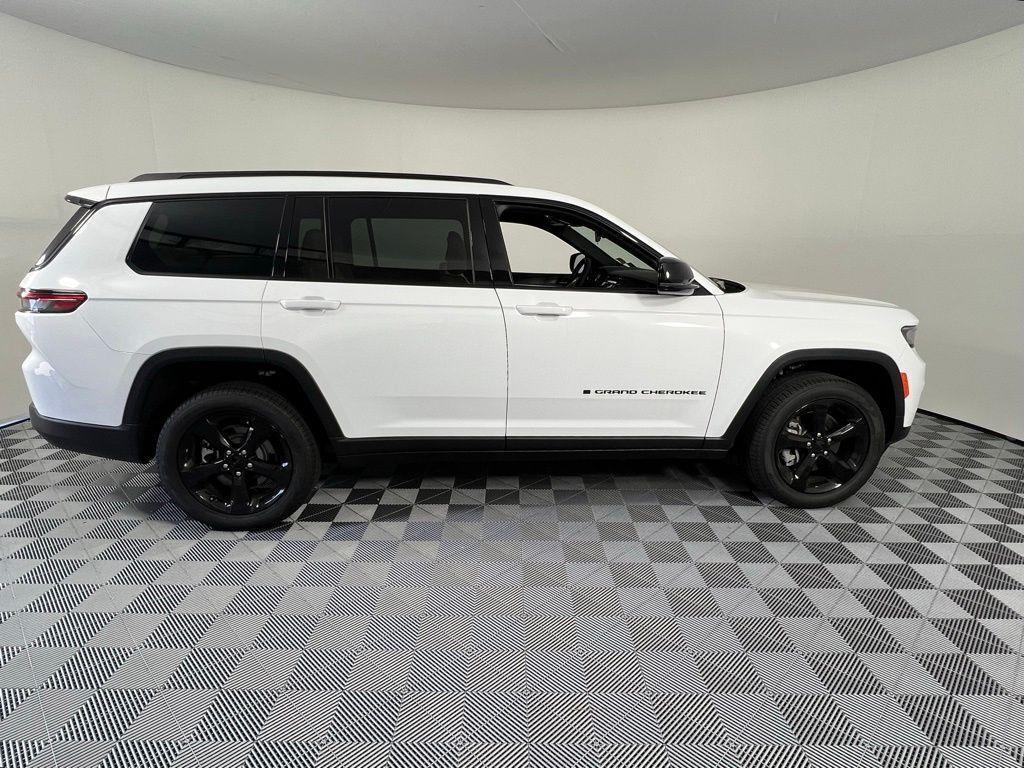 new 2025 Jeep Grand Cherokee L car, priced at $37,875