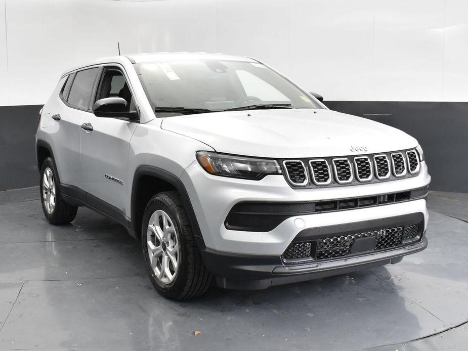 new 2025 Jeep Compass car, priced at $26,090