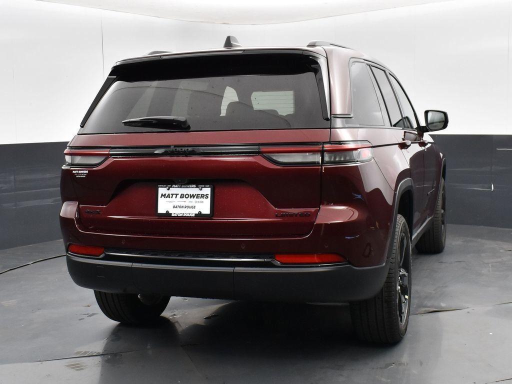 new 2025 Jeep Grand Cherokee car, priced at $37,520