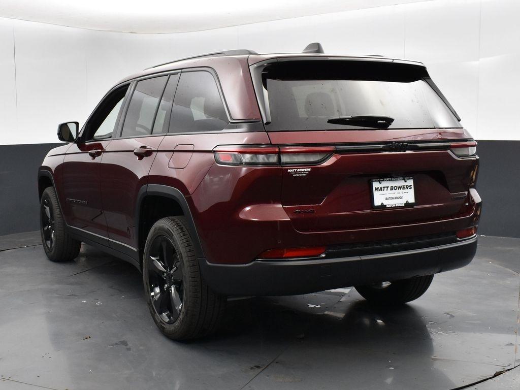 new 2025 Jeep Grand Cherokee car, priced at $40,020