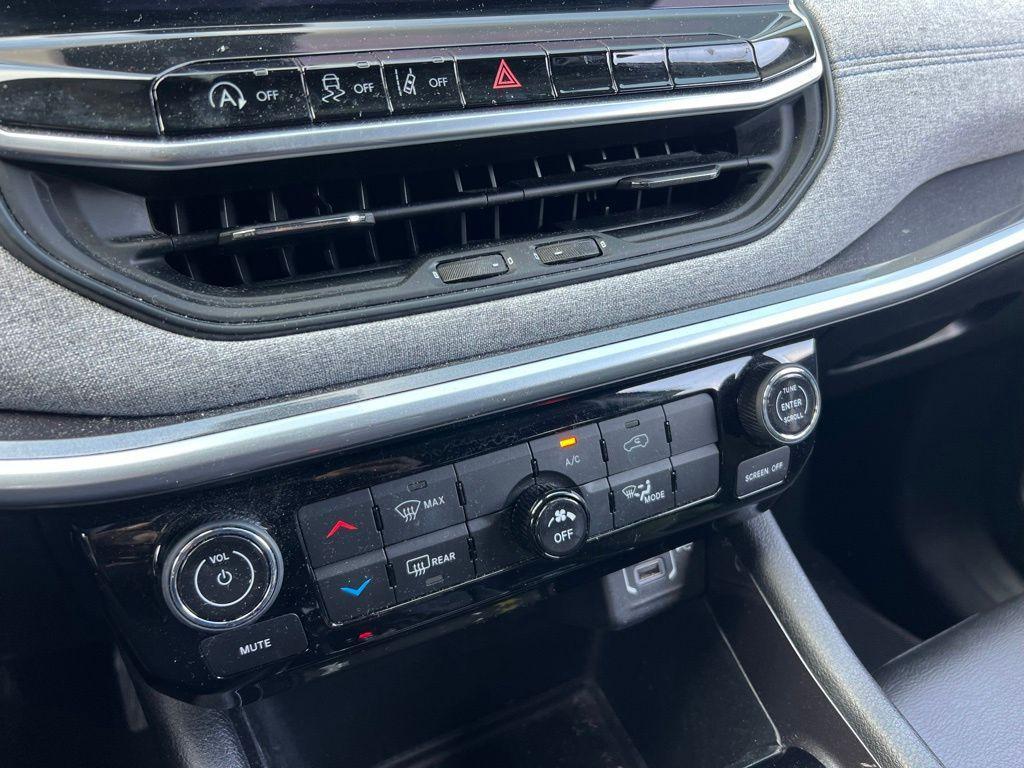 used 2022 Jeep Compass car, priced at $20,066