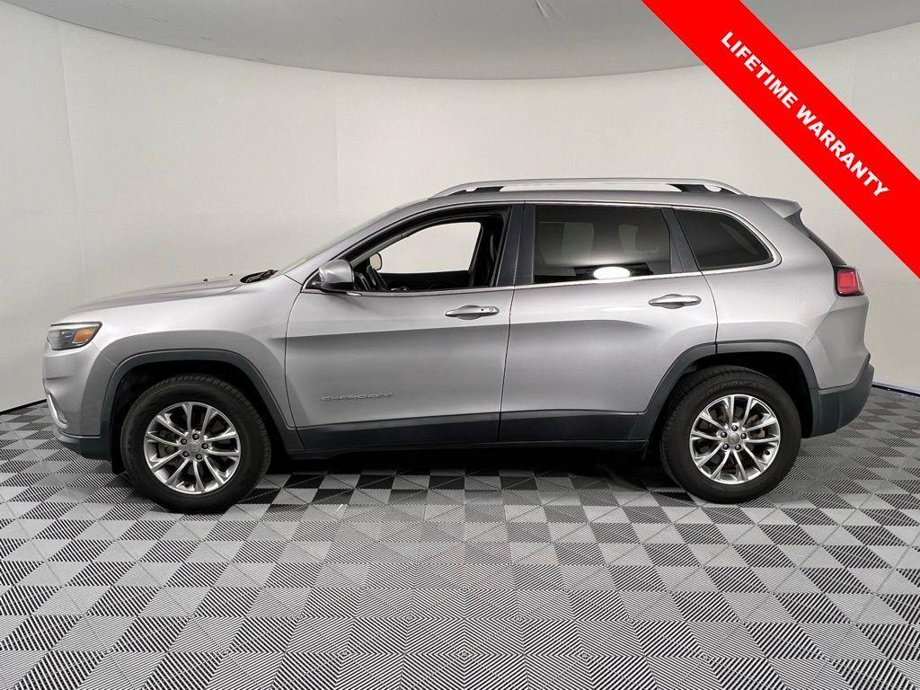 used 2019 Jeep Cherokee car, priced at $13,555