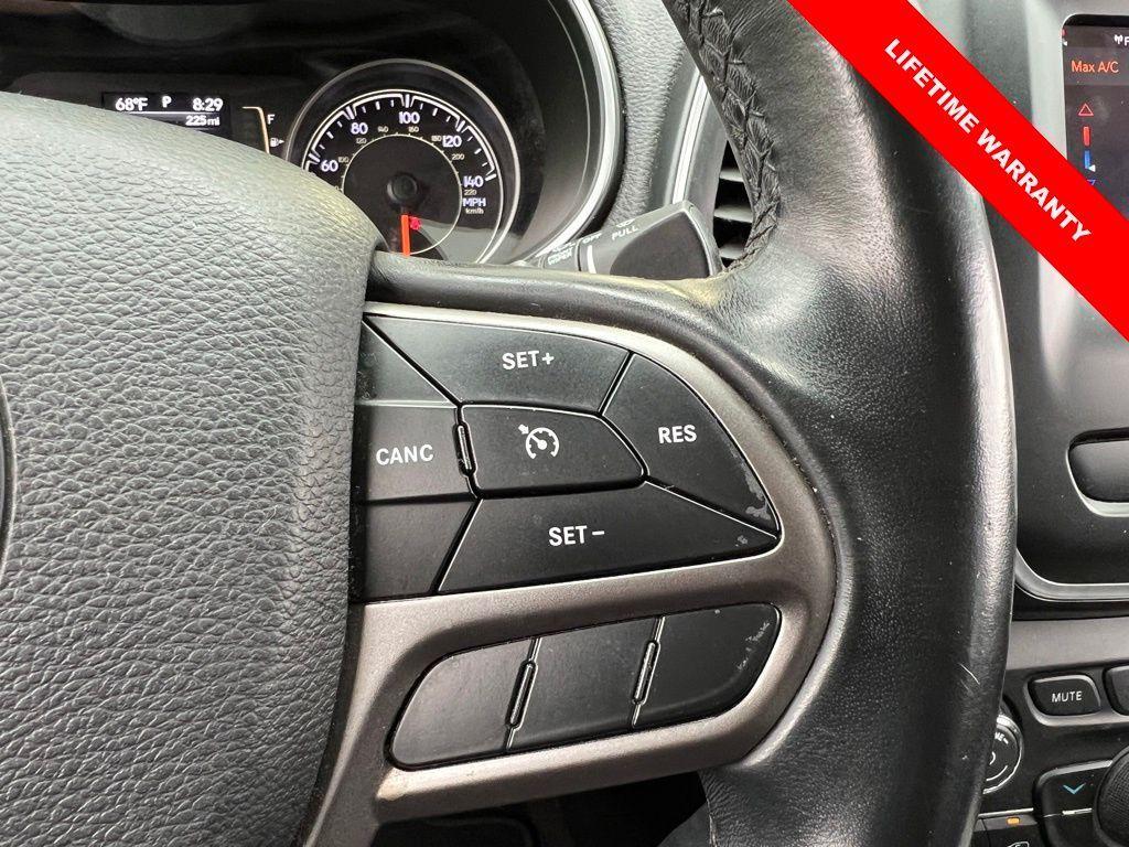 used 2019 Jeep Cherokee car, priced at $13,555