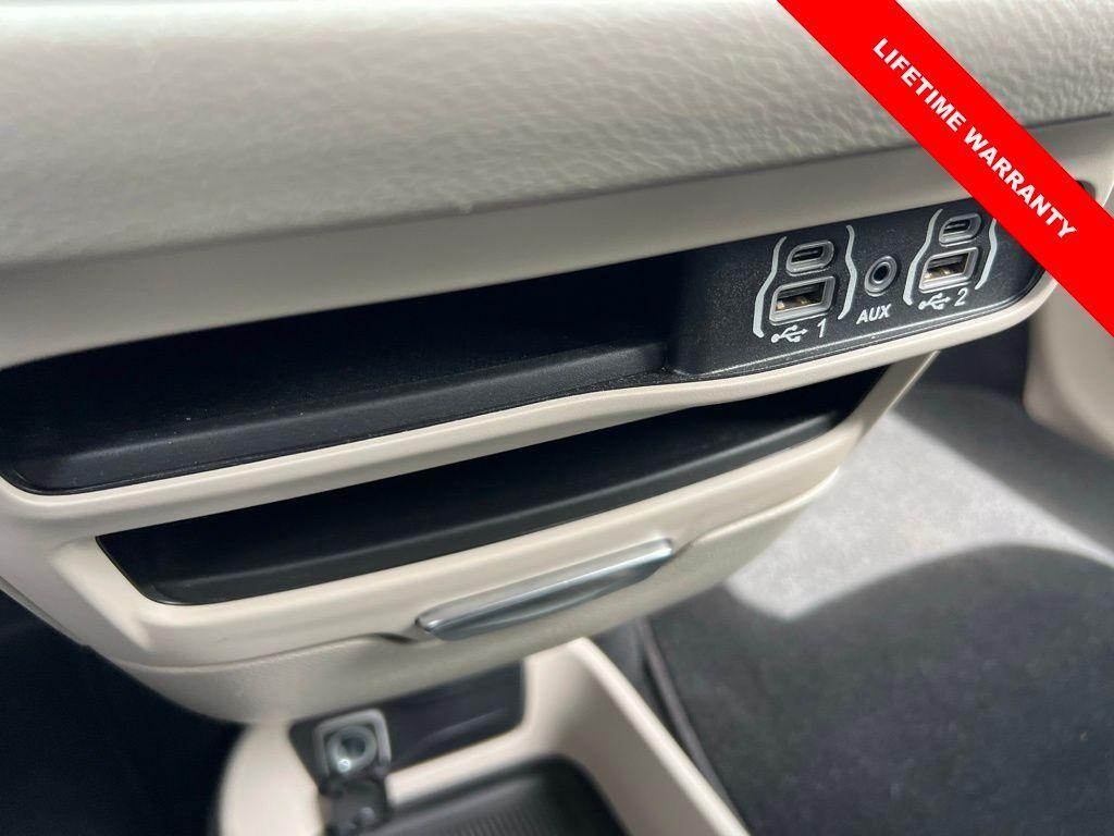 used 2023 Chrysler Voyager car